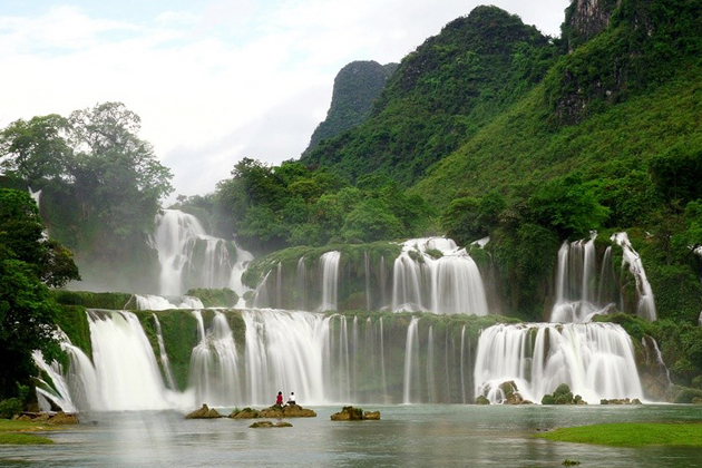 Ban Gioc Waterfall in Cao Bang, Cao Bang Tours, Cozy Vietnam Tours