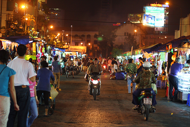 Ben Thanh Night Market in Ho Chi Minh, Travel, Ho Chi Minh, Cozy Vietnam Travel