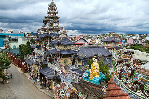 Pagoda in Da Lat, Cozy Vietnam Travel