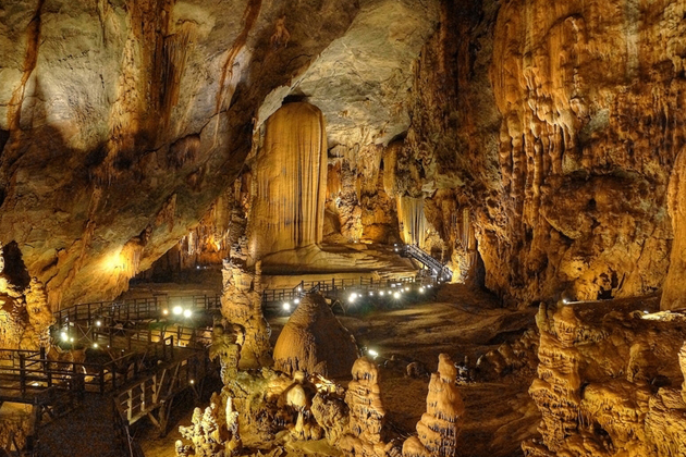 Phong Nha Cave, Quang Binh, Cozy Vietnam Travel