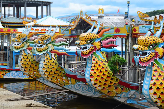 Dragon Boat on Perfume River, Hue Tours, Cozy Travel