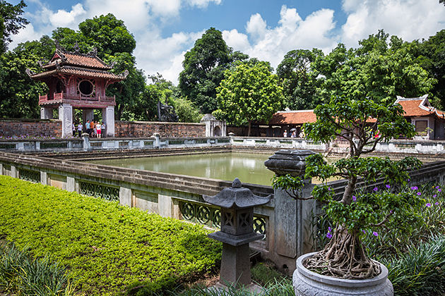 Hanoi City Tour, The Temple of Literature, Cozy Vietnam Travel, Vietnam Tours