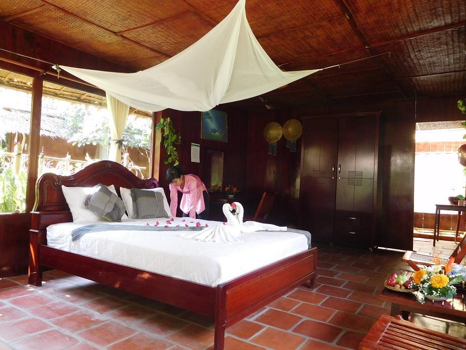 Mekong Delta Ecolodge Tour with Homestay – 2 Days