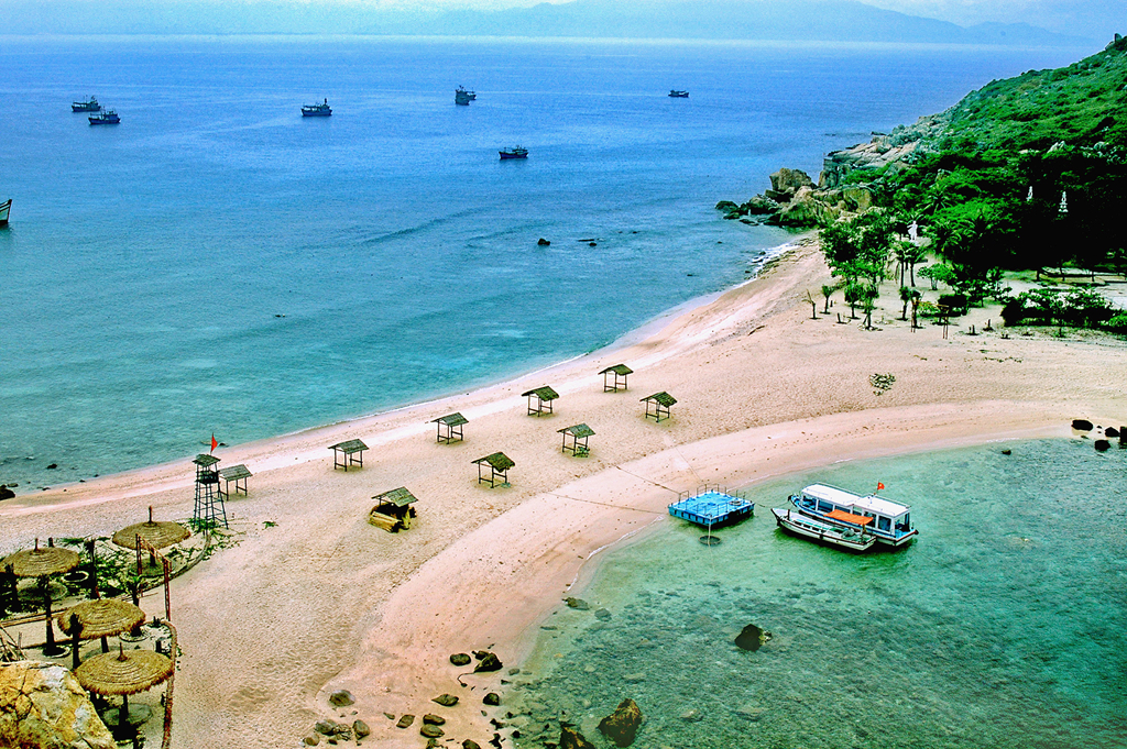 Nha Trang Beach Exploration – 3 Days