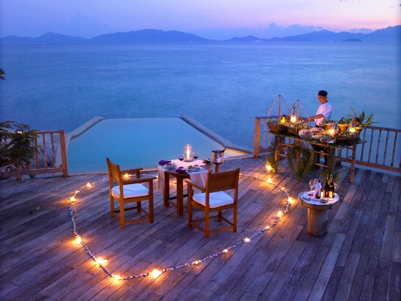 Sunset Cocktail & Dinner Cruise With Emperor Cruise In Nha Trang – Half Day