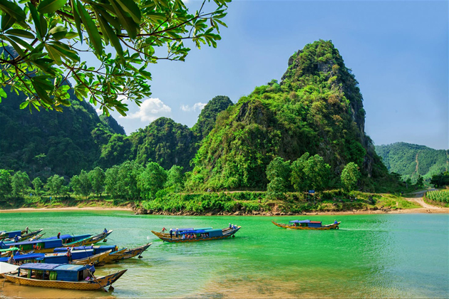 Tien Son Cave, Phong Nha Ke Bang Tours, Cozy Vietnam Travel