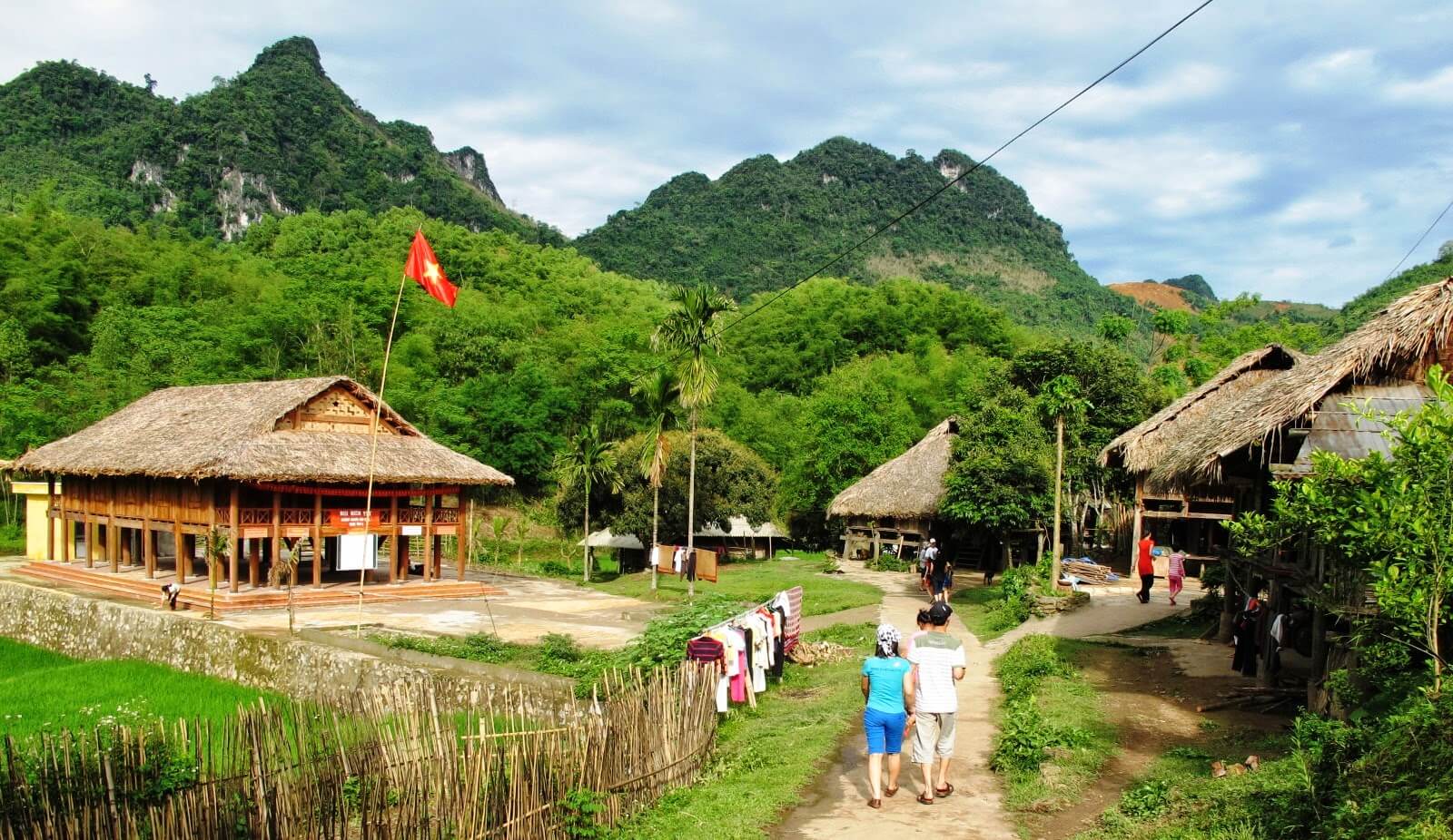 Mai Chau, Pom Coong village, Cozy Vietnam Travel