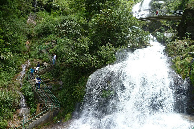 Silver Water Fall in Sapa, Cozy Vietnam Travel, Vietnam Classic Tours