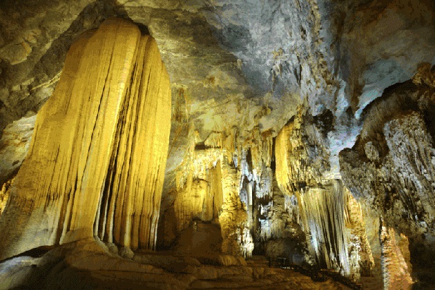 Thien Long Cave in Phu Long, Cat Ba, Tour, Cozy Vietnam Travel