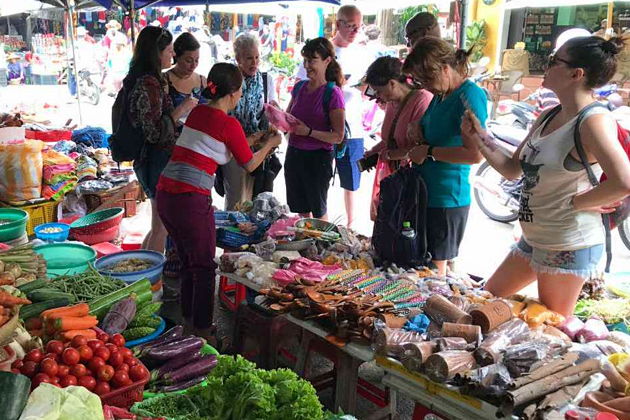 Local Market in Hoi An, Hoi An Cooking Class Tours, Cozy Vietnam Travel