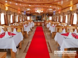 Alova Premium Cruise – Luxury Day Trip