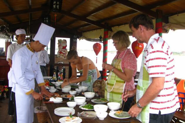Lớp học nấu ăn Hội An, Du lịch thành phố Hội An, Du lịch Việt Nam, Du lịch ấm cúng Việt Nam