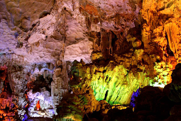Thien Cung Grotto, Halong Bay Tours, Cozy Vietnam Travel, Vietnam Tours