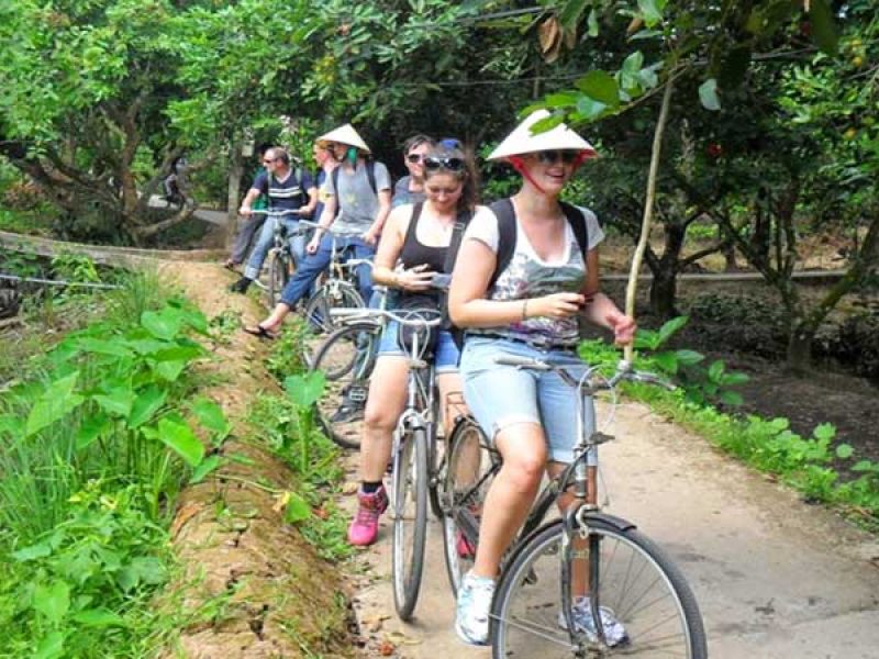 cycling in cai be, Tours Vietnam, Cozy Vietnam Travel