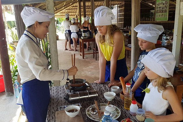 Tra Que cooking lesson, Hoi an Travel, Vietnam Classic Tours, Cozy Vietnam Travel