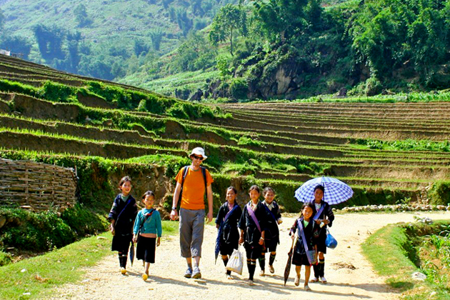 Lao Chai Ta Van Village in Sapa, Sapa Travel, Cozy Vietnam Package Tours
