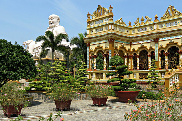 Vinh Trang Pagoda, Mekong Delta Tours, Cozy Vietnam Travel