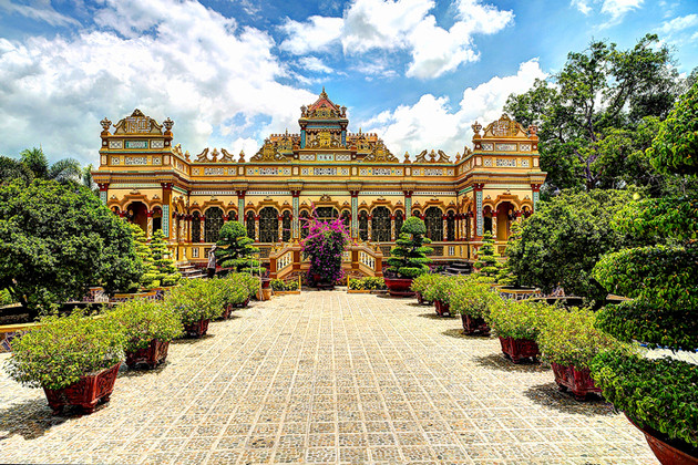 Vinh Trang Pagoda, Mekong Delta Local Travel, Vietnam Tours Travel Guide, Cozy Vietnam Package Tours