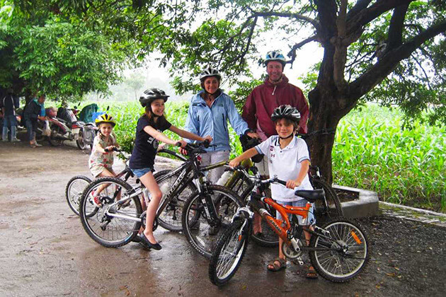 Dong Ngac culture village by Bicycle, Hanoi Tours, Cozy Vietnam Tours, Vietnam Family Tours