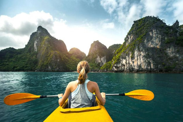 Kayaking in Halong Bay, Cozy Vietnam Travel, Halong Bay Tours