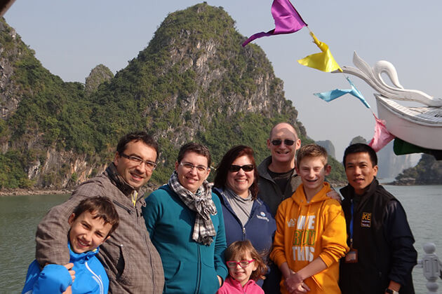 Small Group Overnight in Halong Bay, Halong Bay Tours, Cozy Vietnam Travel, Vietnam Tours