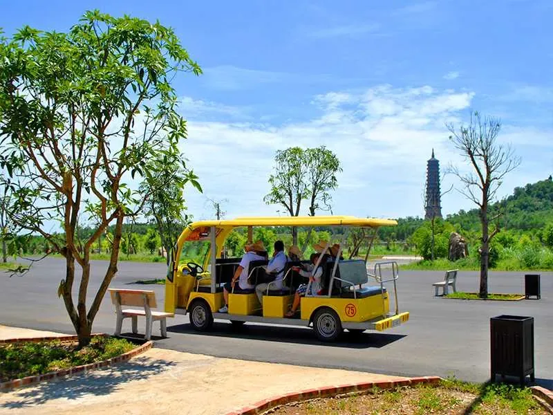 Bai Dinh Pagoda electric cart transport, Ninh Binh